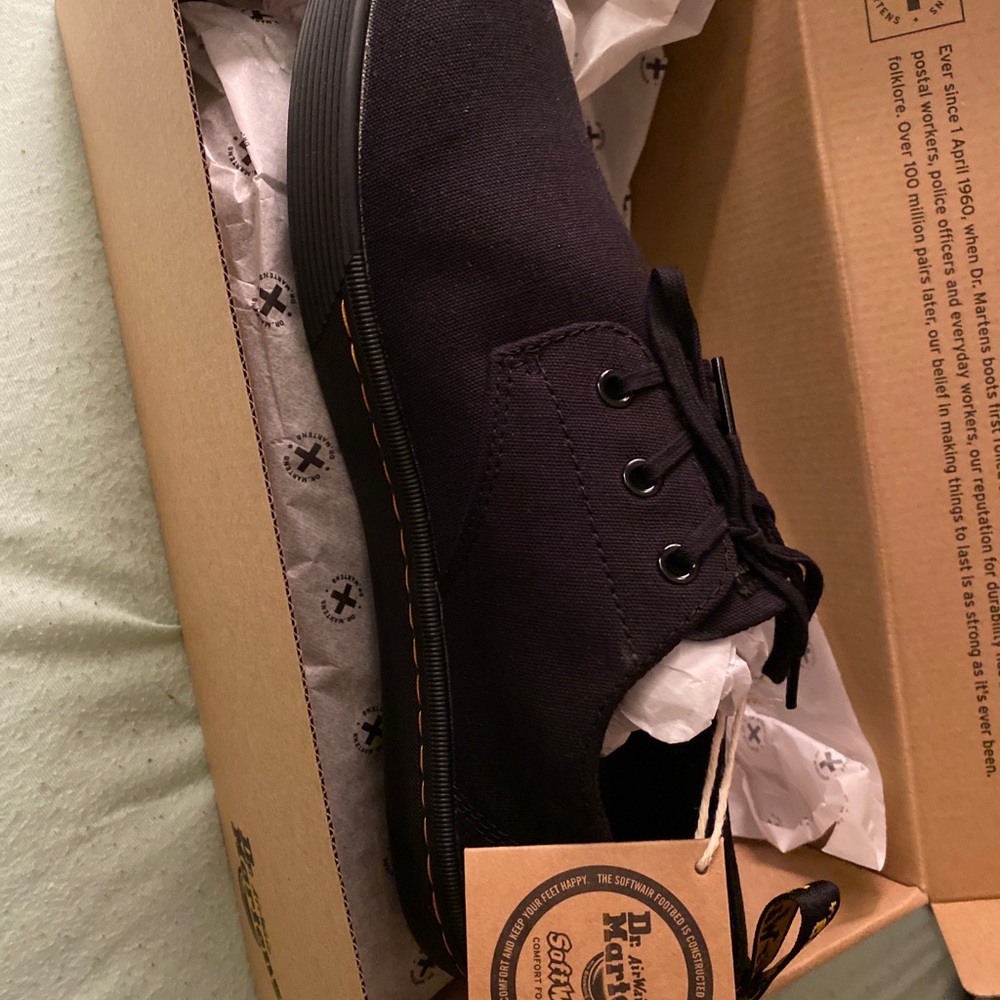 Dr martens Santanita New In Box